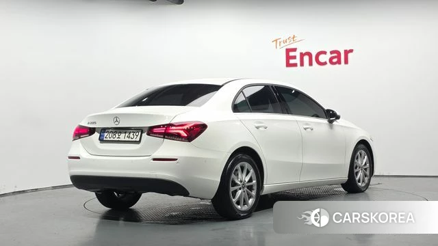 Mercedes-Benz A-Class W177 2020 Белый из Кореи