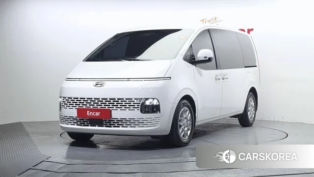 Hyundai Staria 2023 Белый из Кореи