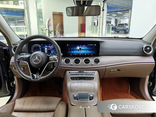 Mercedes-Benz E-class 2022 Черный из Китая
