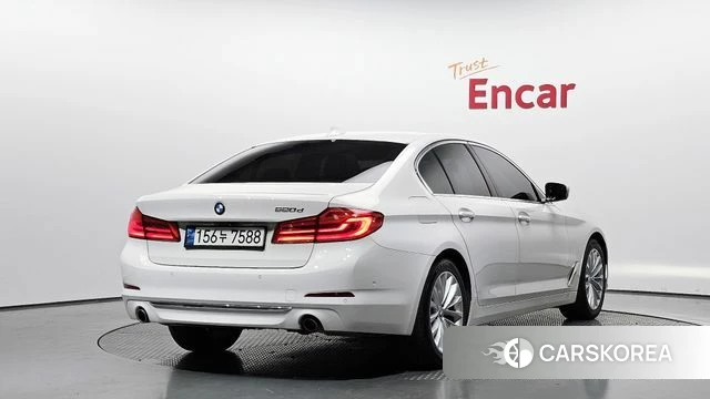 BMW 5 Series (G30) 2020 Белый из Кореи