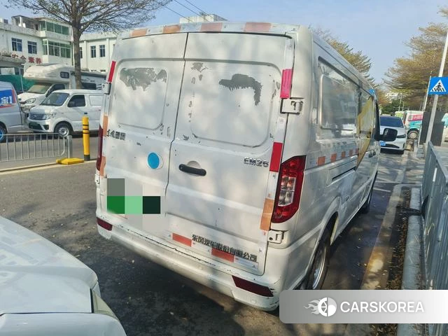 Dongfeng Yufeng EM26 2022 Белый из Китая