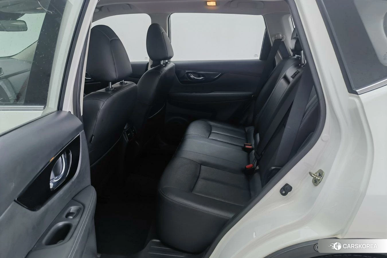Nissan Qijun 2020 Белый из Китая