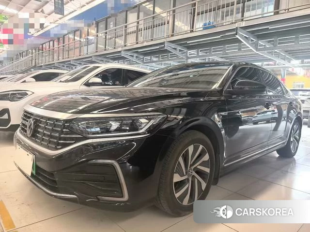 Volkswagen Passat PHEV 2023 Черный из Китая