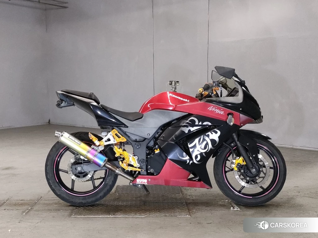 Проданный Kawasaki NINJA 250R id 4156112 из Японии, фото 2