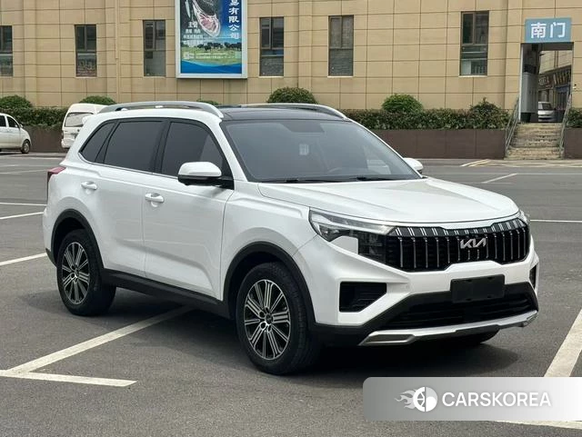 Kia Smart running 2023 Белый из Китая