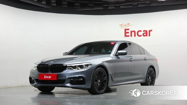 BMW 5 Series (G30) 2018 Серый из Кореи