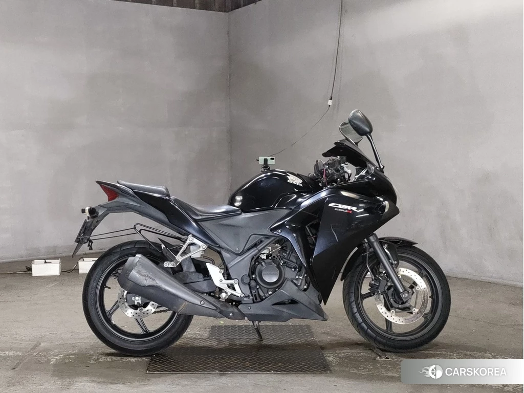 Проданный Honda CBR250R 2013 из Японии