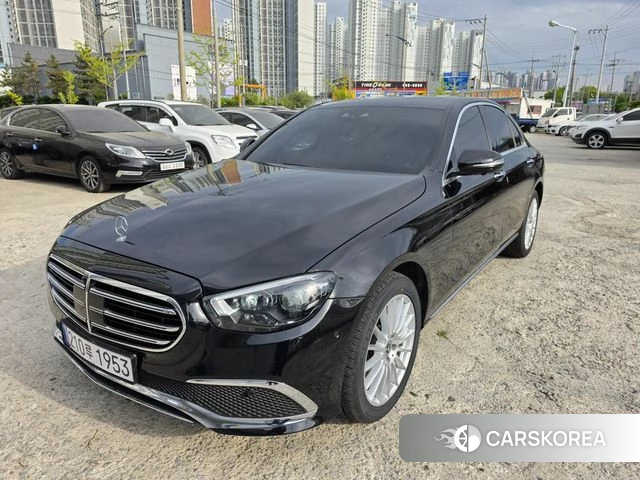 Mercedes-Benz E-Class W213 2023 Черный из Кореи