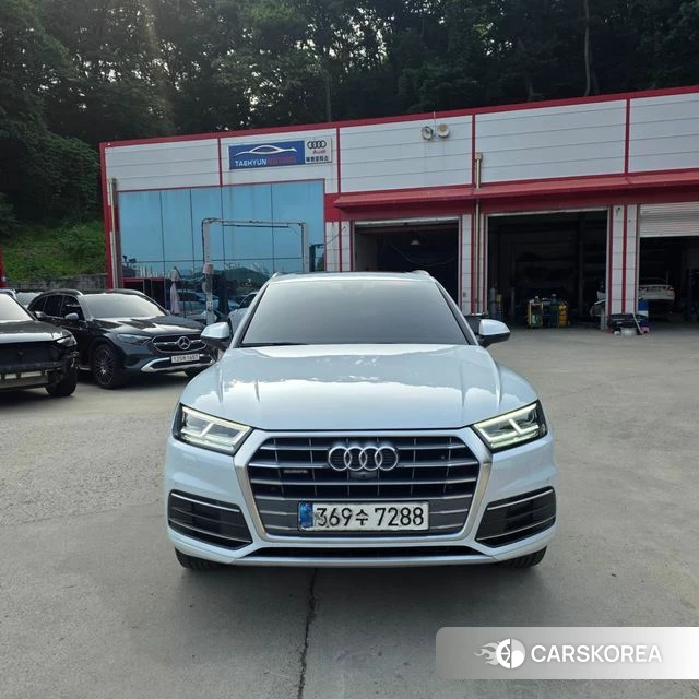 Audi Q5 (FY) 2020 Белый из Кореи