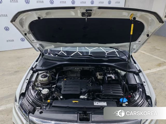 Volkswagen Lavida 2024 Белый из Китая