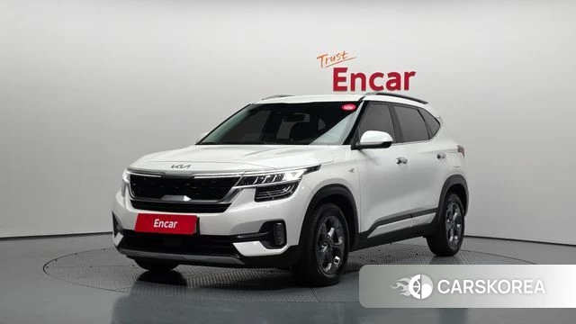 Kia Seltos 2022 Белый из Кореи
