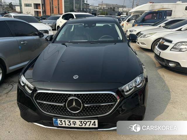 Mercedes-Benz E-Class W214 2025 Черный из Кореи