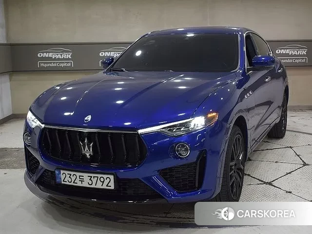 Maserati Levante 2022 Синий из Кореи