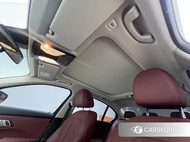 BMW i3 2024 Белый из Китая