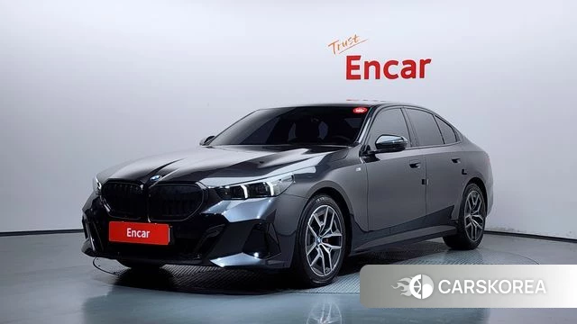 BMW 5 Series (G60) 2024 Серый из Кореи