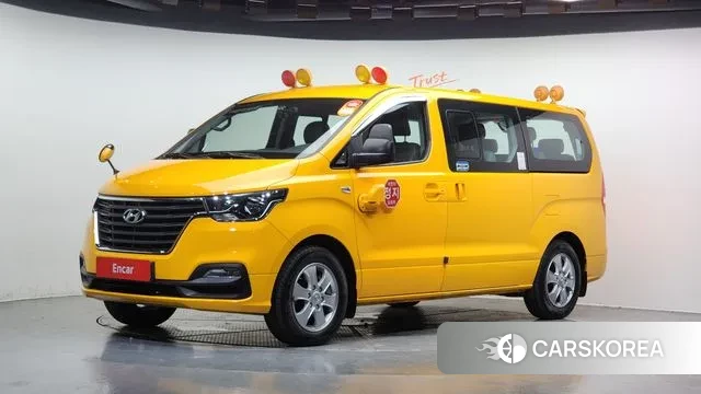 Hyundai The New Grand Starex 2018 Желтый из Кореи