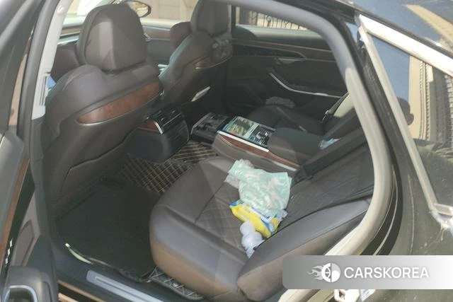 Audi A8 2021 Черный из Китая