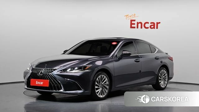 Lexus ES300h 7th generation 2024 Серый из Кореи