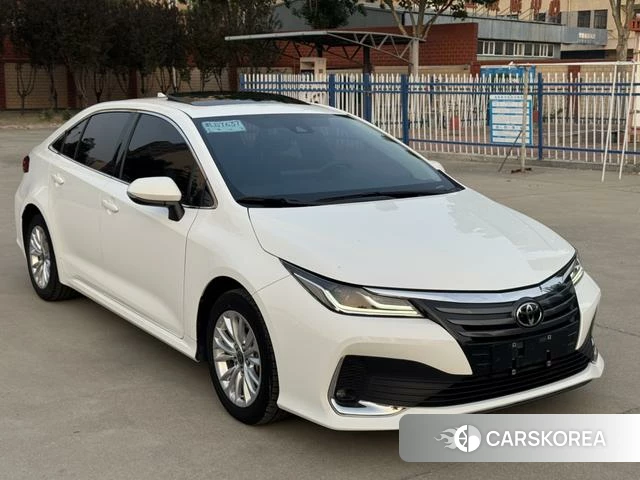 Toyota Asian lion 2022 Белый из Китая