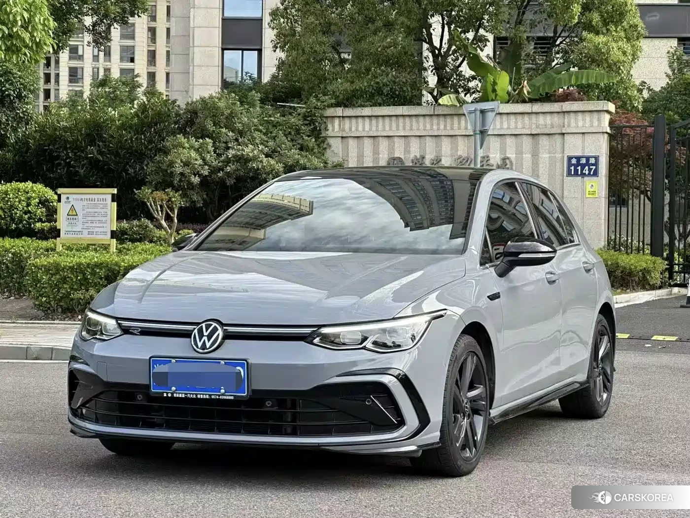 Volkswagen Golf 2021 Silver/gray из Китая