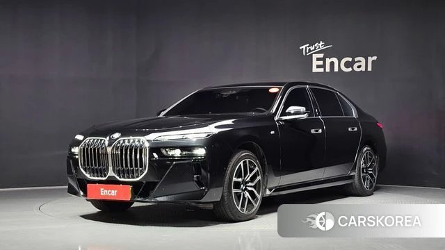 BMW 7 Series (G70) 2024 Черный из Кореи