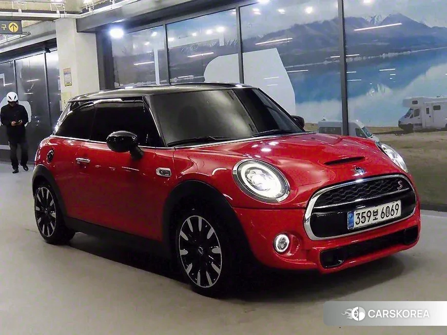 Mini Cooper S 2019 Красный из Кореи