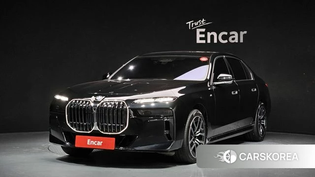 BMW 7 Series (G70) 2024 Черный из Кореи