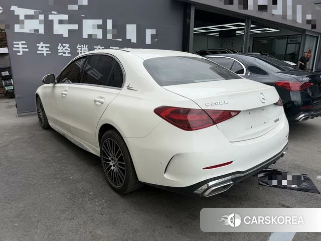 Mercedes-Benz Class C 2023 Белый из Китая