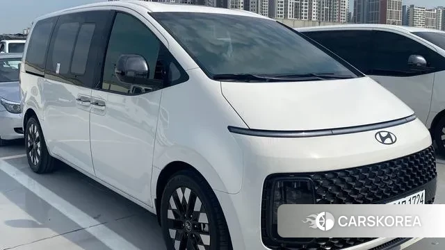 Hyundai Staria 2025 Белый из Кореи