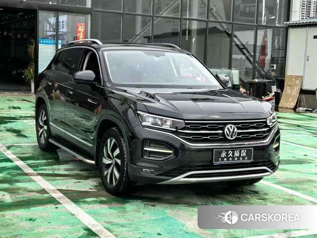 Volkswagen Tanyue 2021 Темно-серый из Китая