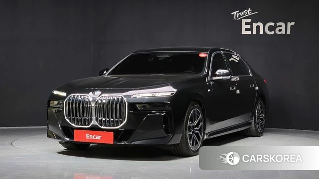 BMW 7 Series (G70) 2023 Черный из Кореи