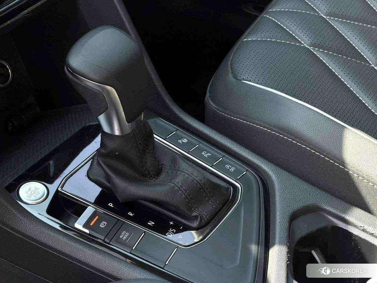 Volkswagen Tiguan L 2022 Черный из Китая
