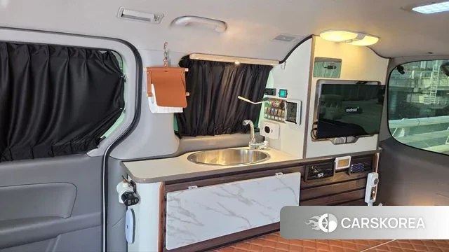 Hyundai The New Grand Starex 2021 Белый из Кореи