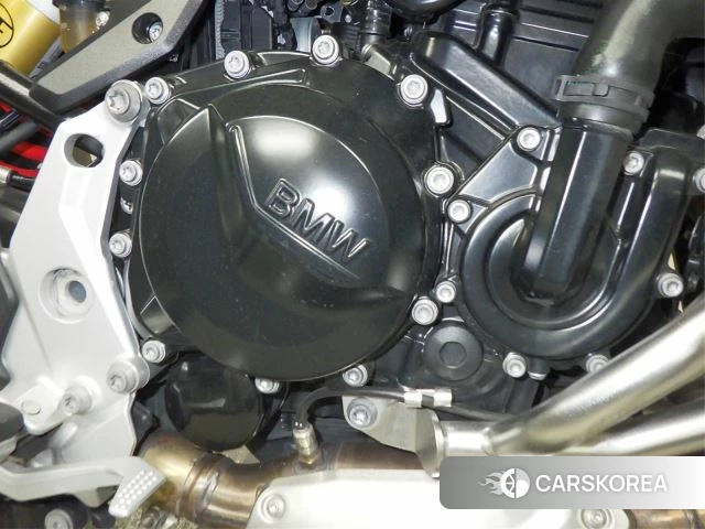 Engine photo
