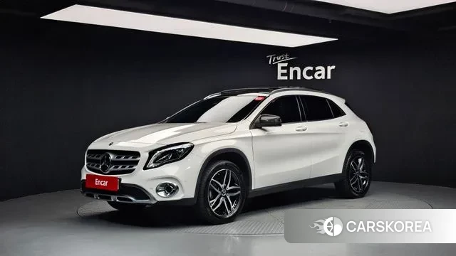 Mercedes-Benz GLA-Class X156 2019 Белый из Кореи