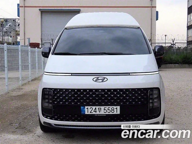 Hyundai Staria 2021 Белый из Кореи