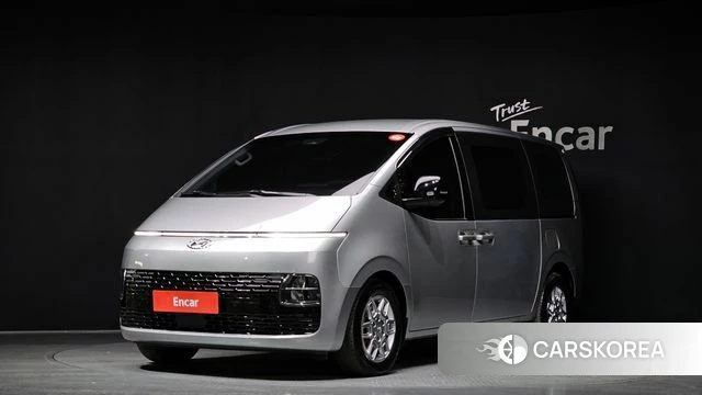 Hyundai Staria 2021 Серебряный из Кореи