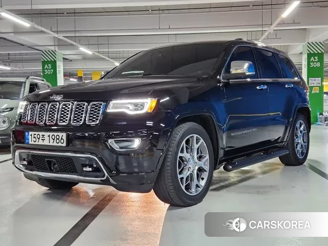 Jeep Grand Cherokee 2020 Черный из Кореи