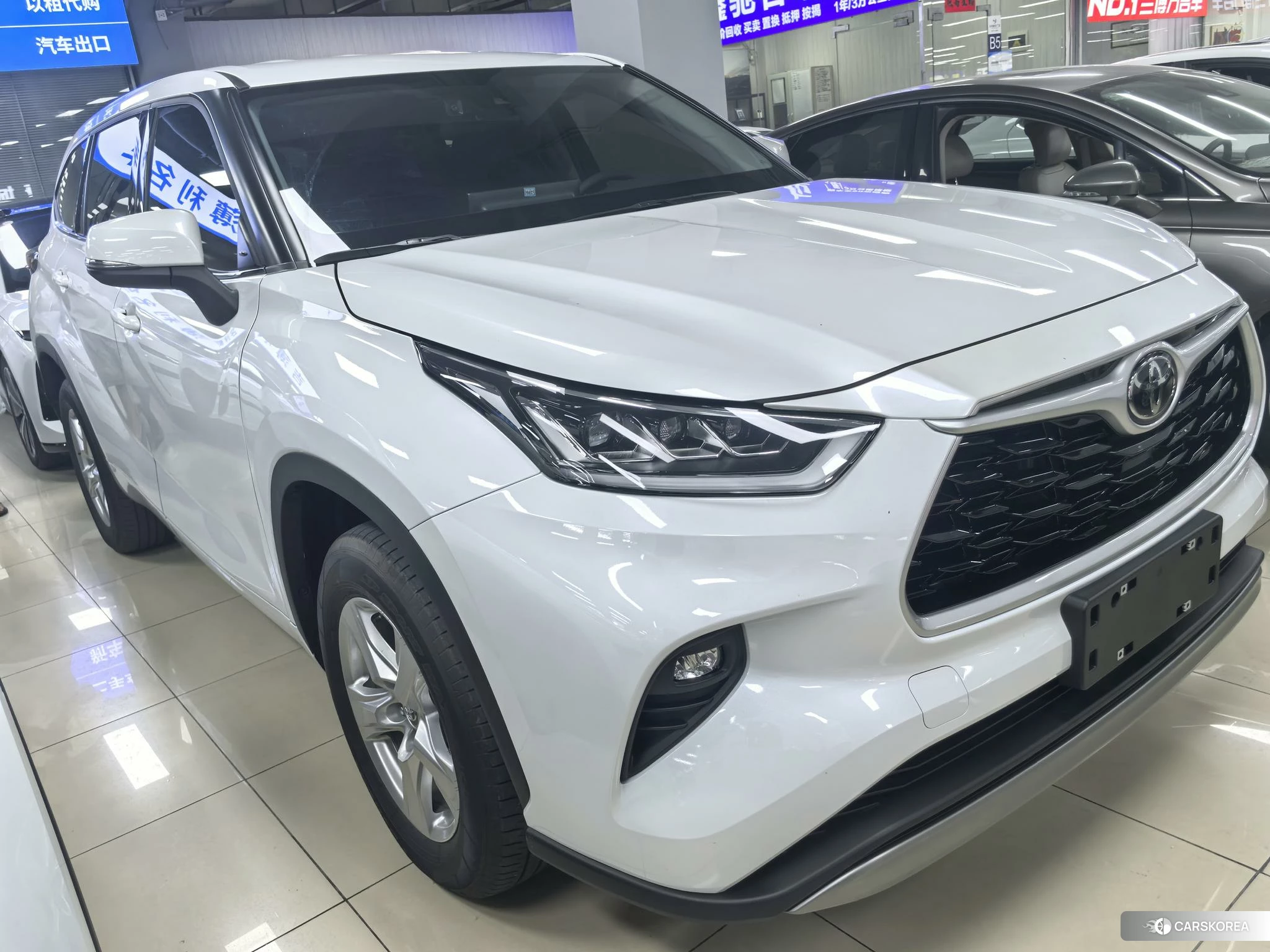 Toyota Highlander 2025 Белый из Китая