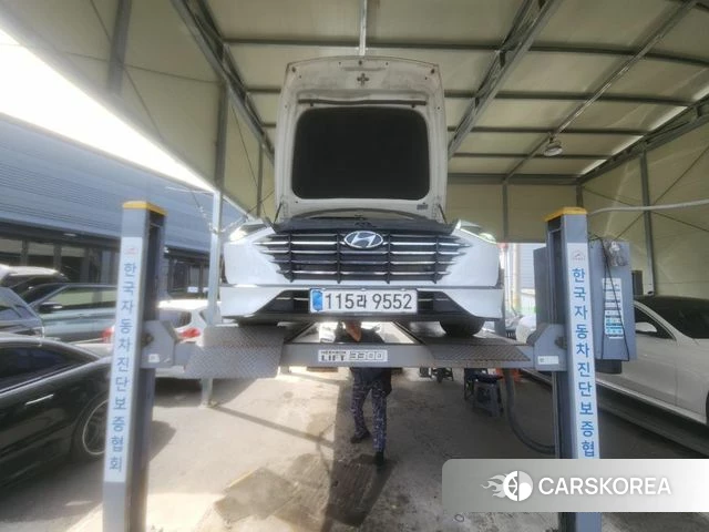 Hyundai Sonata (DN8) 2019 Белый из Кореи