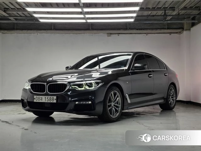 BMW 5 Series (G30) 2018 Серый из Кореи