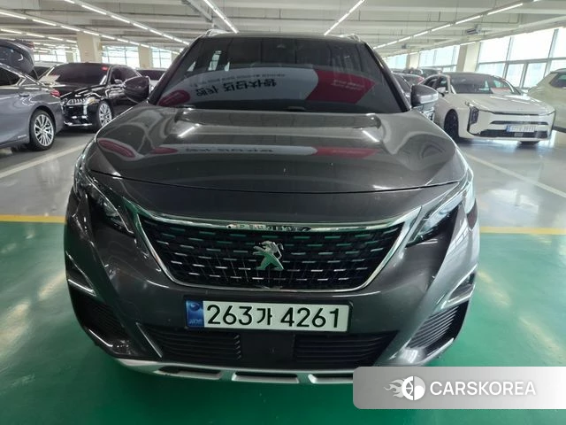Peugeot 5008 second generation 2018 Серый из Кореи