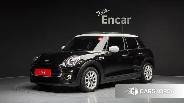 Mini Cooper 2021 Черный из Кореи