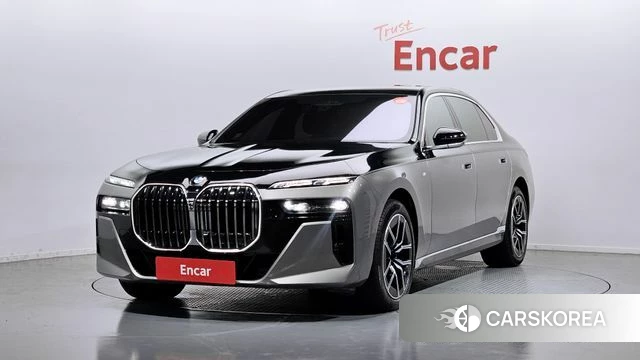 BMW 7 Series (G70) 2024 Серый из Кореи