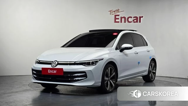 Volkswagen Golf 8th Generation 2025 Белый из Кореи