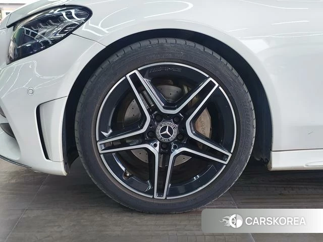 Mercedes-Benz Class C (imported) 2021 Белый из Китая