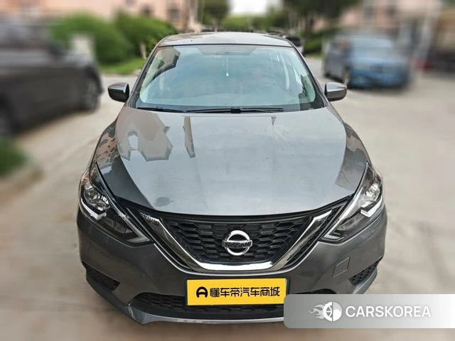 Nissan Xuan Yi 2024 Темно-серый из Китая