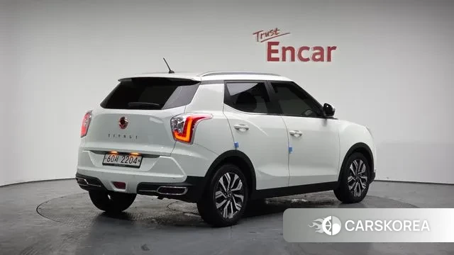 Ssangyong Tivoli Armor 2019 Белый из Кореи