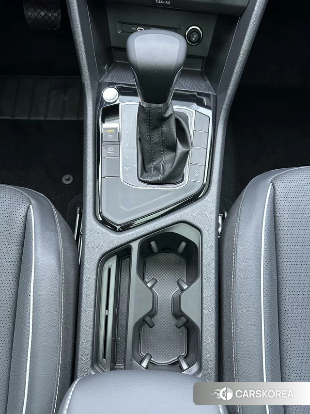 Volkswagen Tiguan L 2023 Белый из Китая