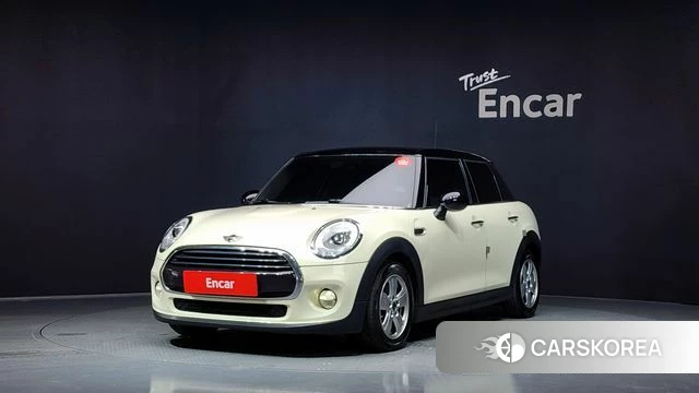 Mini Cooper 2018 Жемчужный цвет из Кореи